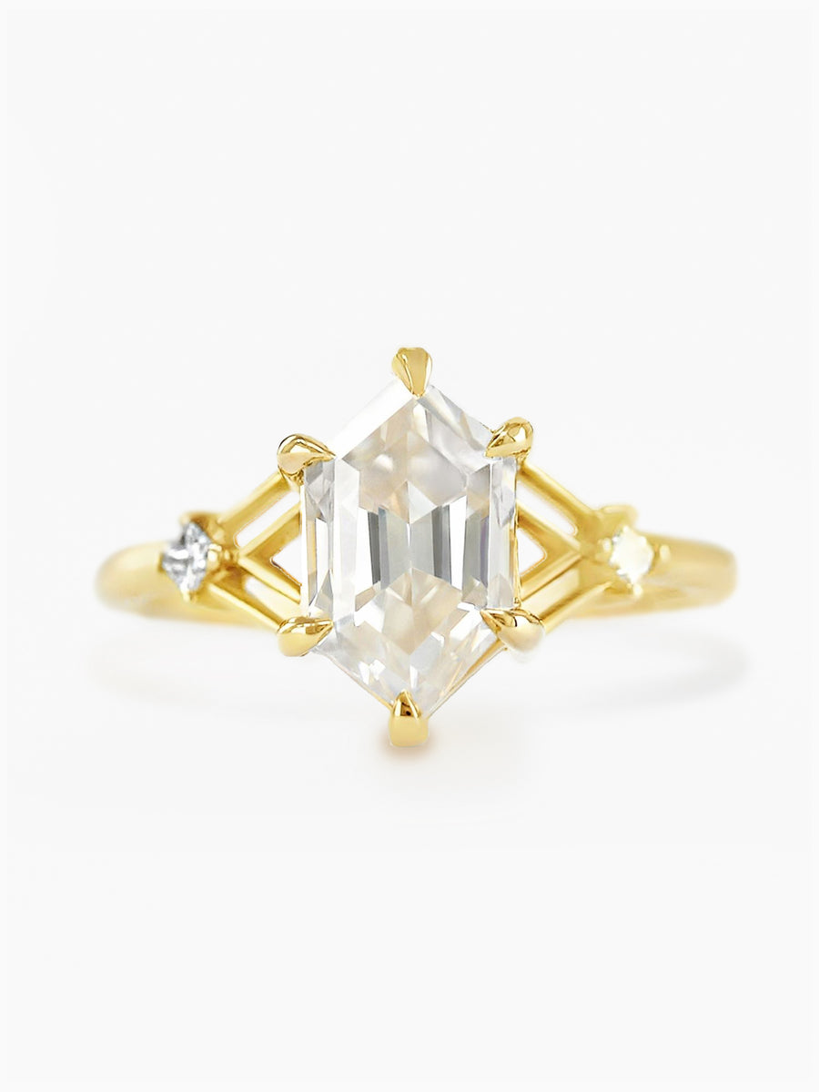 Princess Tracery Ring (Moissanite)