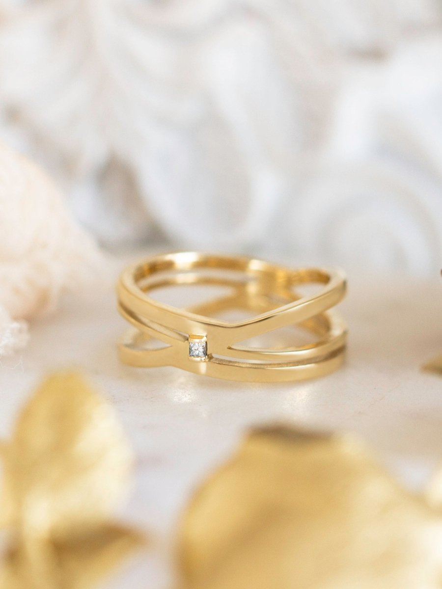 hiddenspace-jewelry-statement-rings-zoe-14k-yellow-gold-concept-3