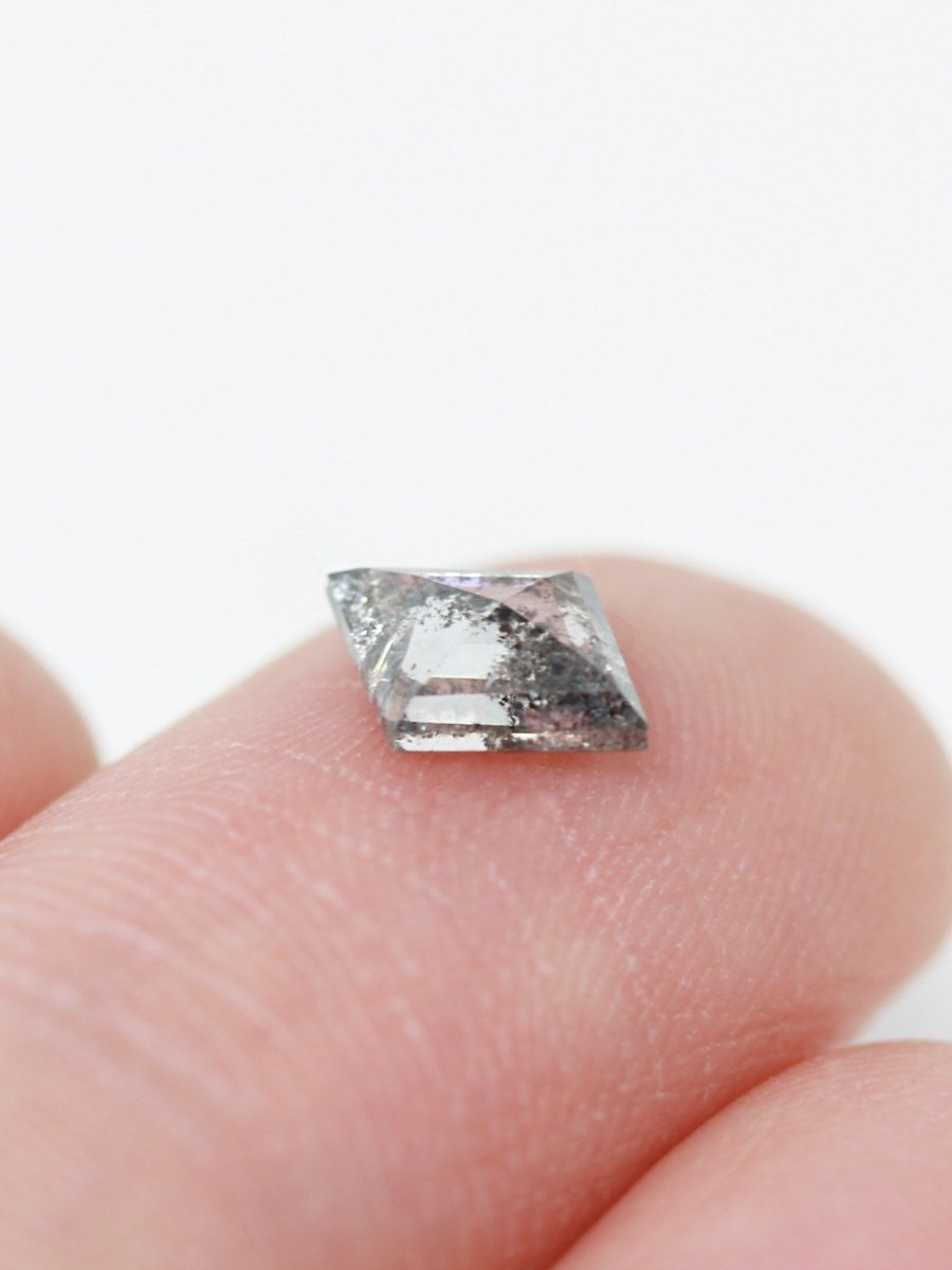 0.80CT Salt and Pepper Kite Inventory SKU SPKite-13