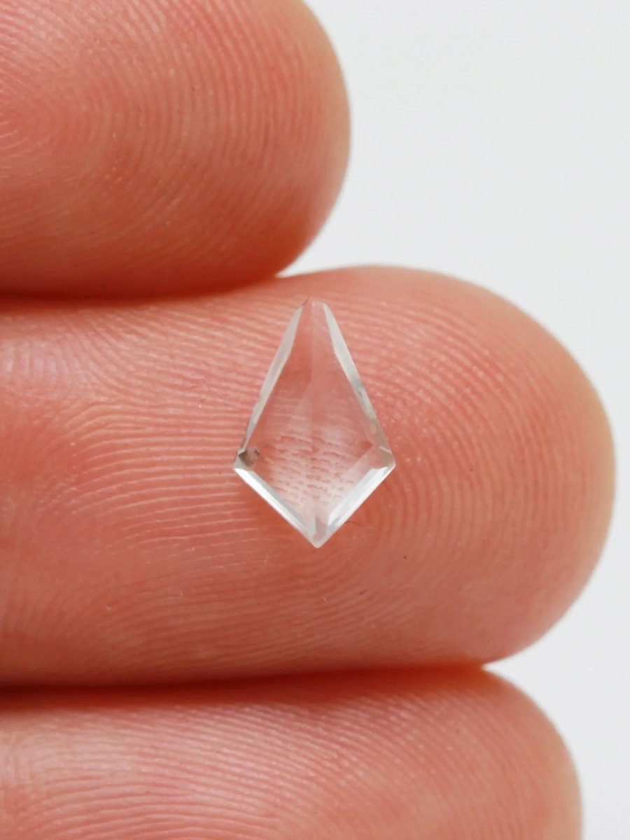 0.91CT Tourmalinated Quartz Inventory SKU TQKITE-01