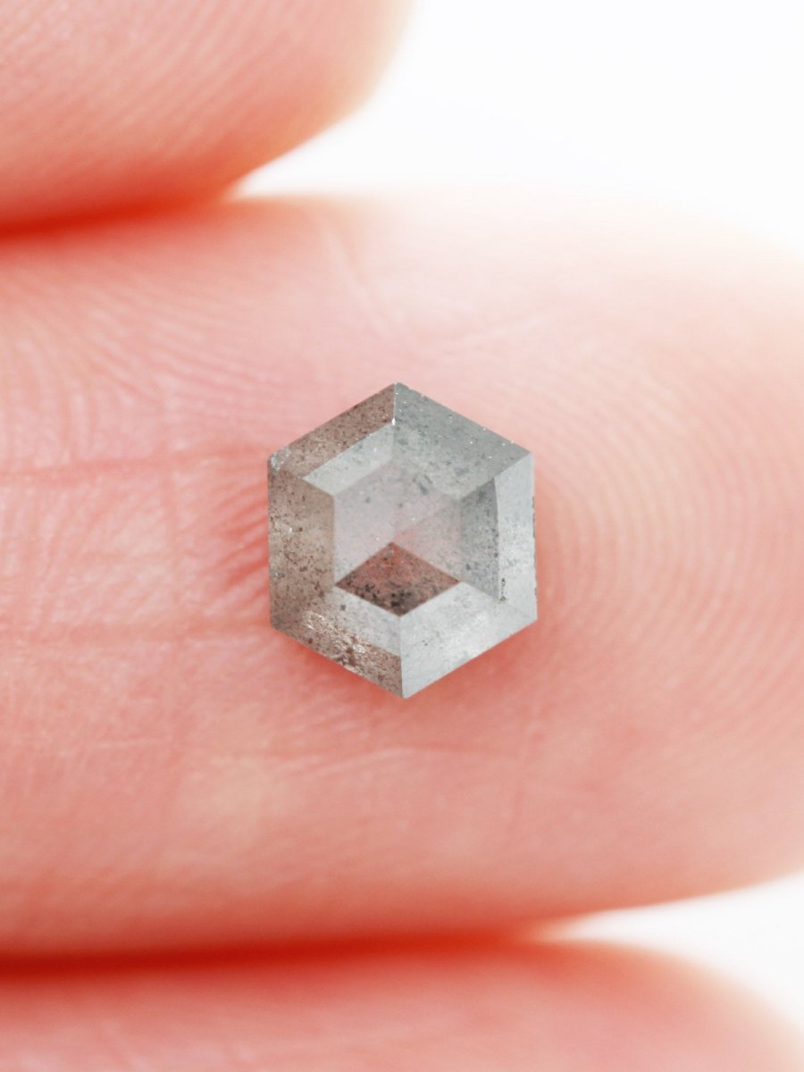 1,07 CT Salz- und Pfeffer-Sechseck-Inventar SKU SPHEX-54