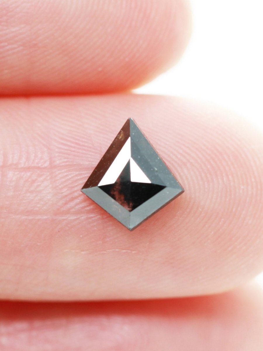 1,07 CT Salt and Pepper Kite Inventory SKU SPKite-52