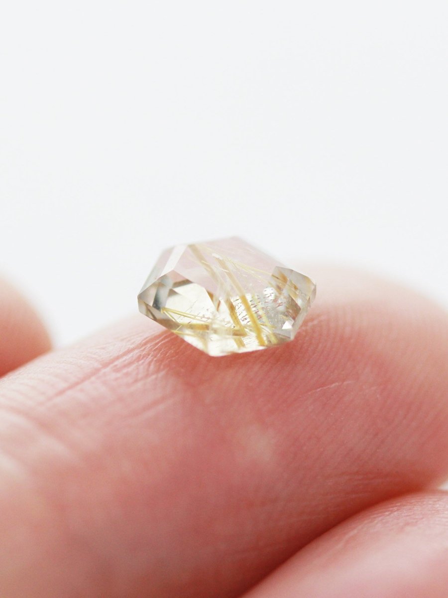1.13CT Rutilated Quartz Inventory SKU RQHEX-10