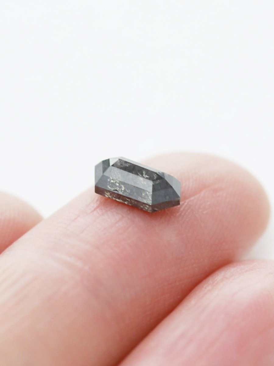 1,19 CT Salz- und Pfeffer-Sechskant-Inventar SKU SPHEX-29