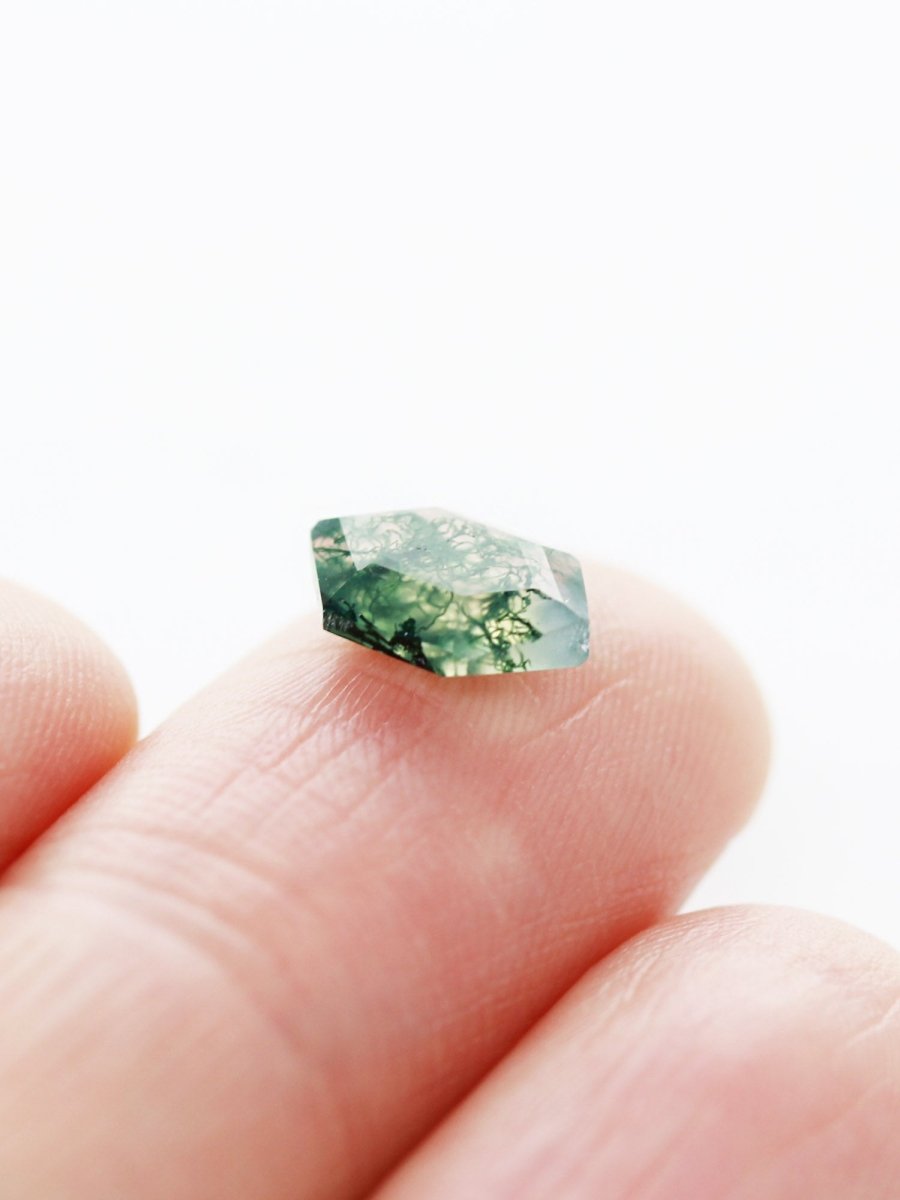 1.27CT Moss Agate Inventory SKU MAHEX-03