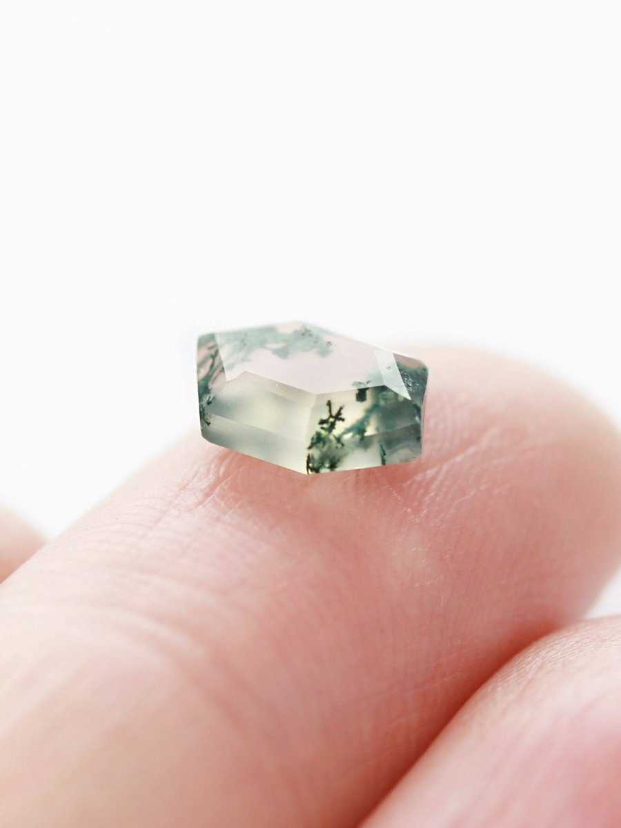 1.36CT Moss Agate Inventory SKU MAHEX-08