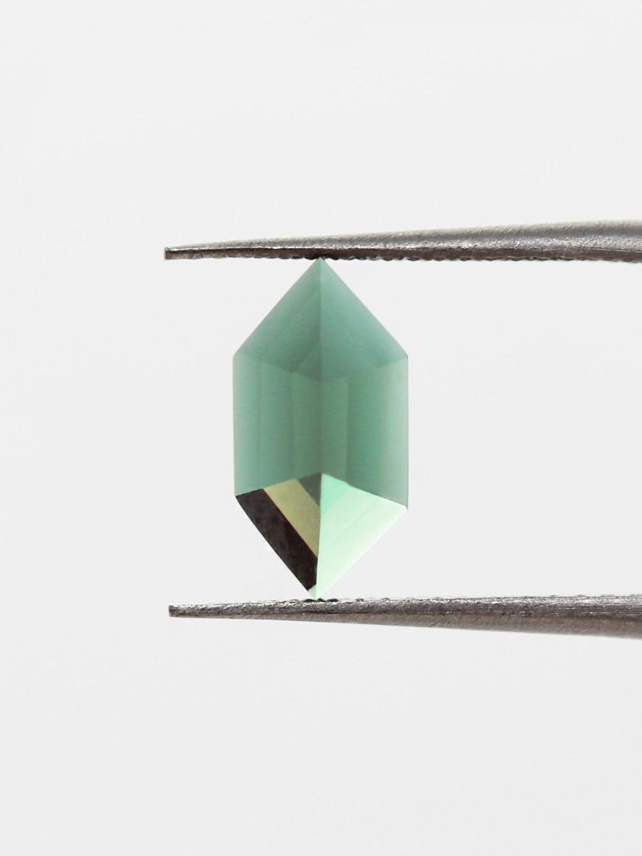 1,47 CT Alexandrit-Inventar SKU AXHEX-02