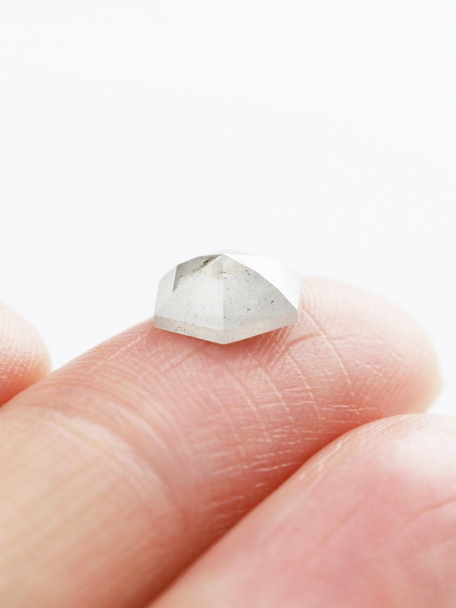 1,61 CT Salz- und Pfeffer-Sechseck-Inventar SKU SPHEX-35