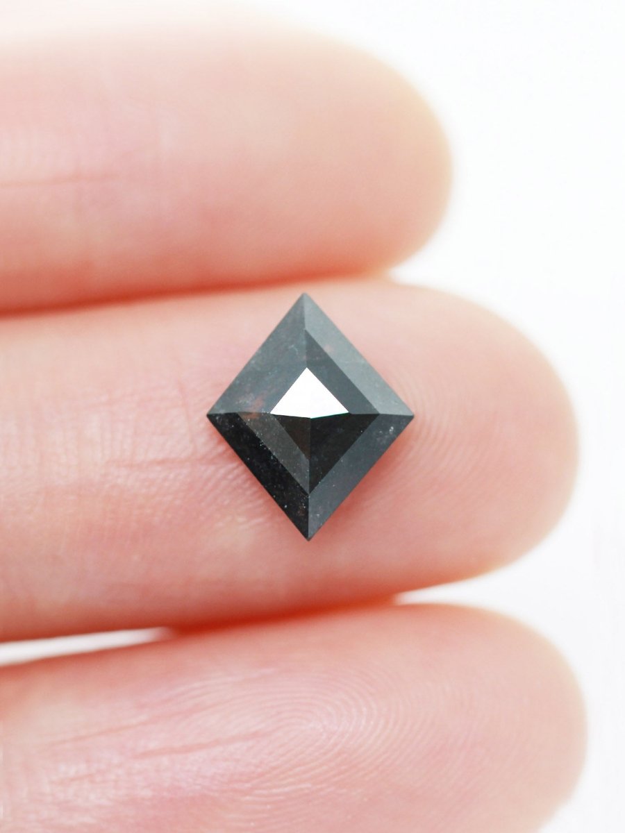1.62CT Salt and Pepper Kite Inventory SKU SPKite-08