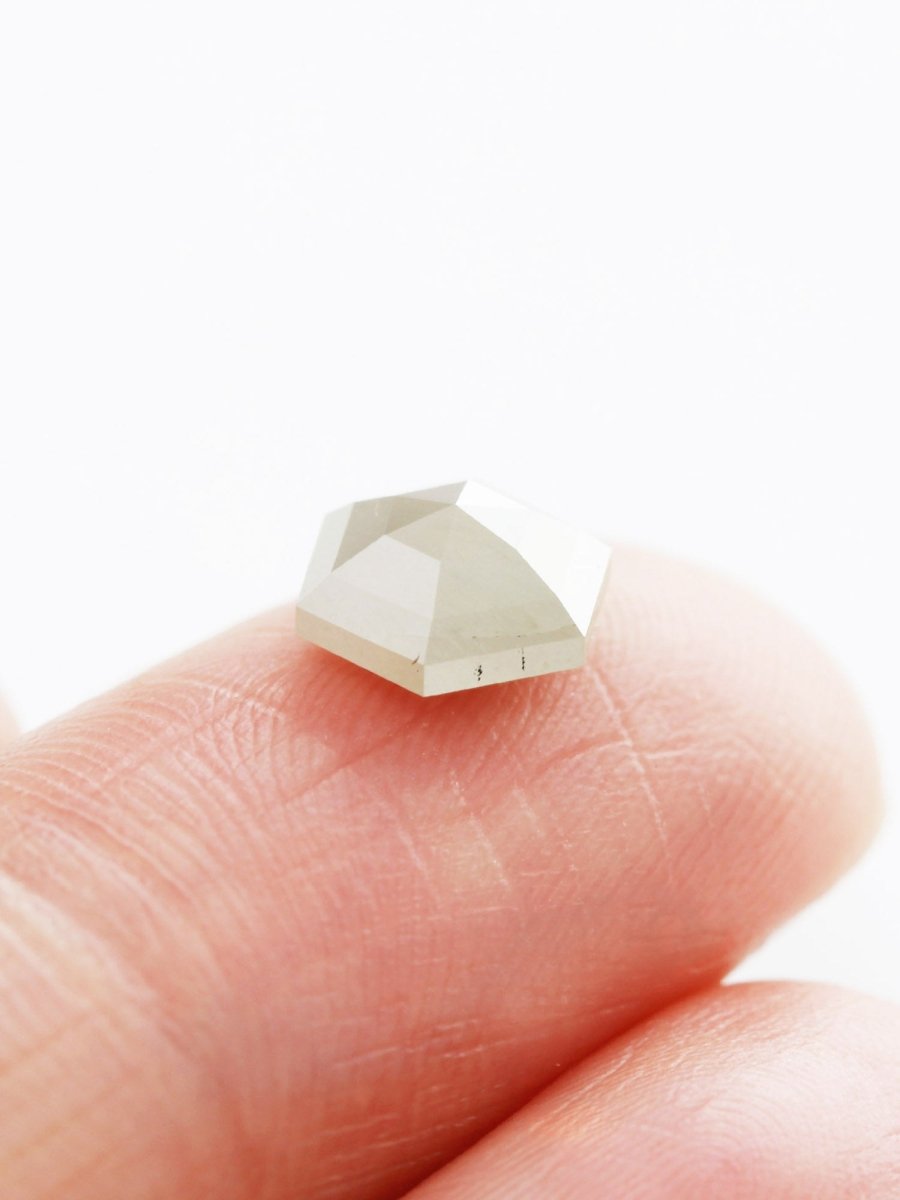 1,65 ct Salz- und Pfeffer-Sechseck-Inventar SKU SPHEX-44