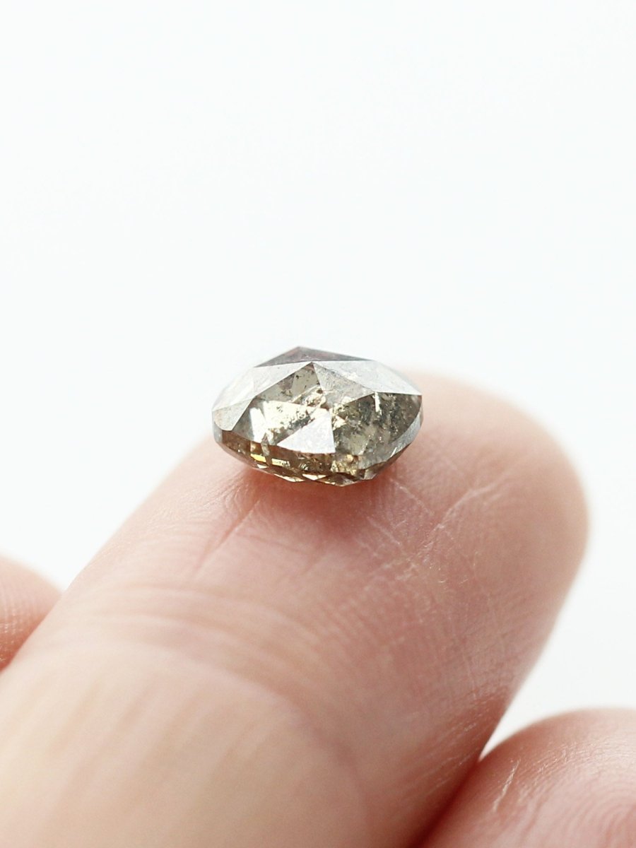 1,68 ct Salz- und Pfefferkissen-Inventar SKU SPCUSHION-05