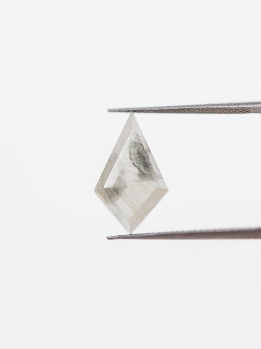 2,62 CT Premium Salt and Pepper Kite Inventory SKU SPKite-104