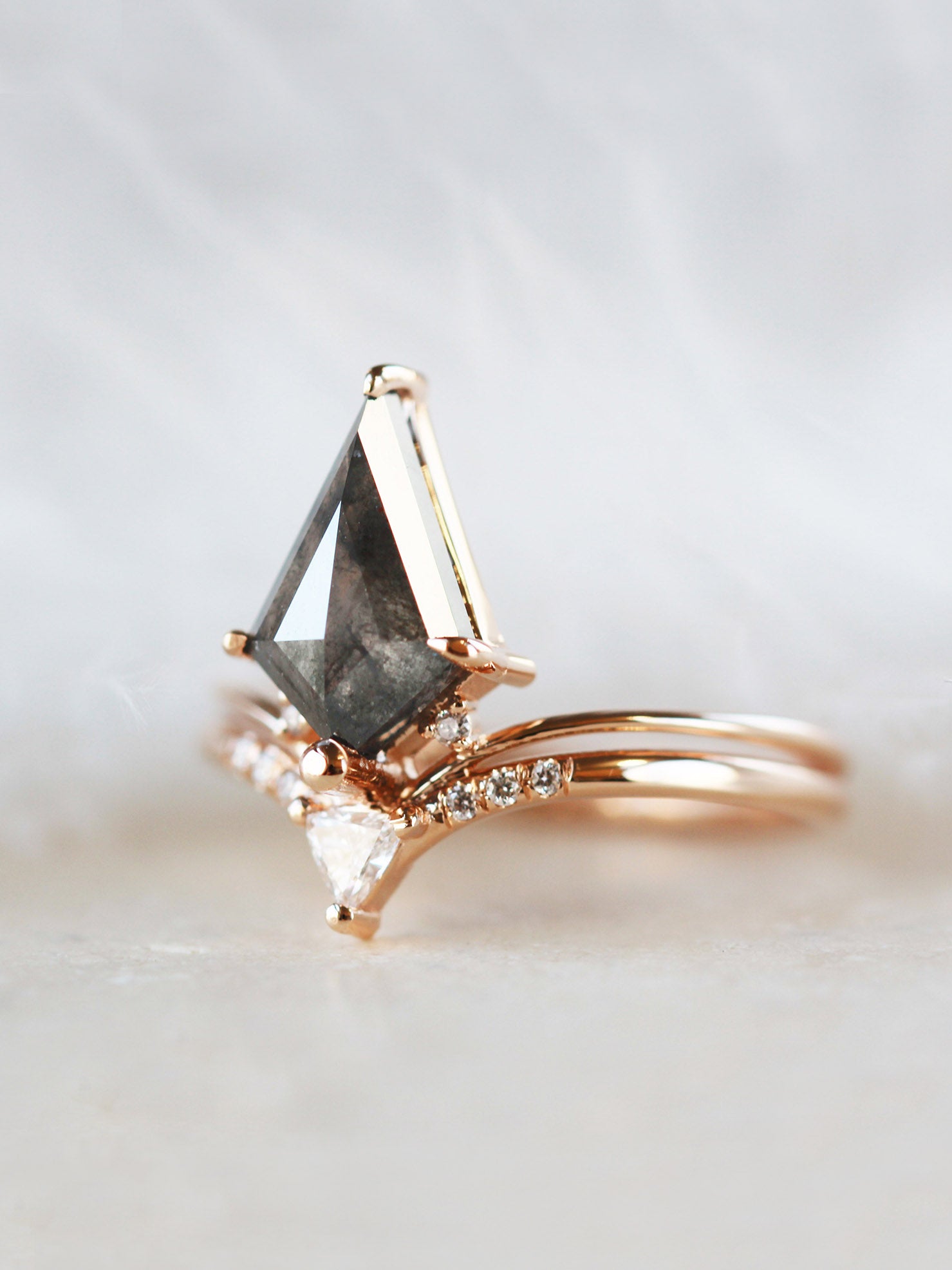 H/S Adia Ring