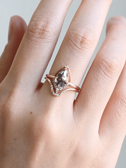 hiddenspace-engagement-saltandpepperdiamond-eliana-finejewelry-artdeco-proposal-2