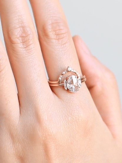 Aubrey Ring Hiddenspace fine jewelry engagement ring art deco  minimalism diamond ring gold ring unique engagement ring 2