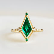 Dawn Ring (Emerald)