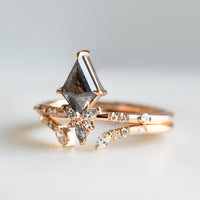hiddenspace-engagement-ring-salt-and-pepper-diamond-proposal-faye-unique-proposal-9