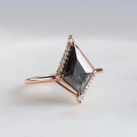 hiddenspace-engagementring-saltandpepperdiamond-lindseyring-uniqueengagementringring-artdeco-finejewelry5
