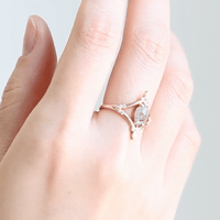 hiddenspace-engagement-rings-adah-salt-and-pepper-diamond-14k-hand