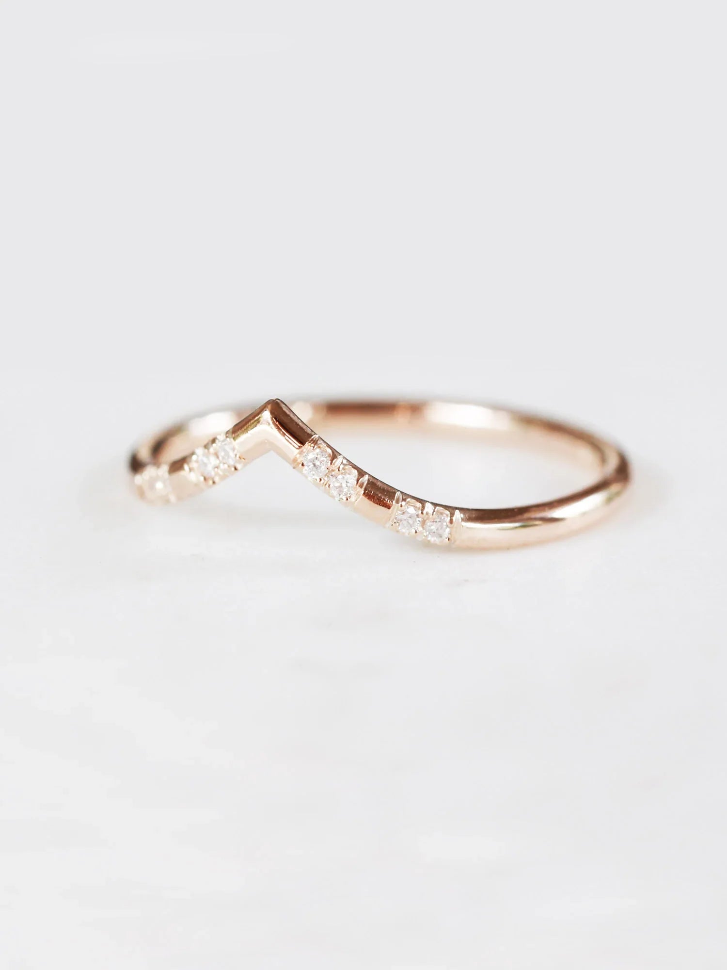 hiddenspace jewelry fine jewelry los angeles art deco design architectural fine jewelry wedding band stacking rings stackable band 14k gold ring diamond ring unique fine jewelry CHEVRON BAND