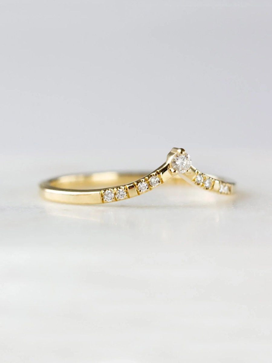 hiddenspace jewelry fine jewelry los angeles art deco design architectural fine jewelry wedding band stacking rings stackable band 14k gold ring diamond ring unique fine jewelry CHEVRON FLAT BAND