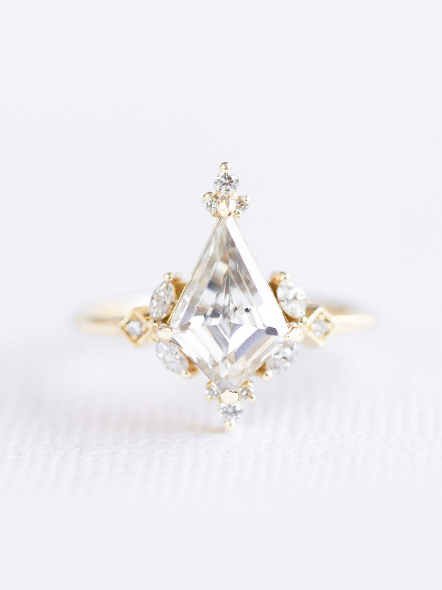 moissanite-engagementring-clementinering-proposal