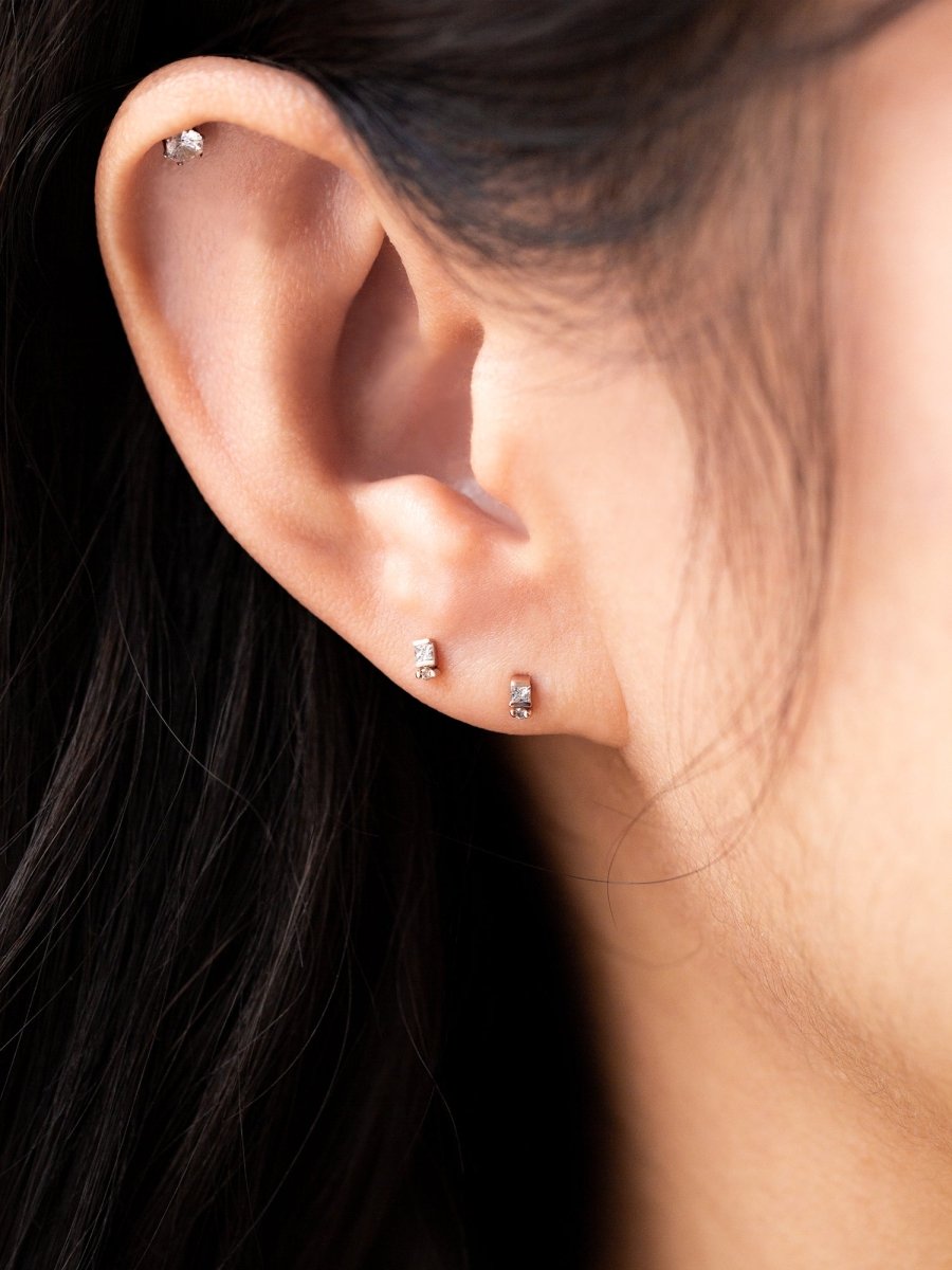 Eloise Stud (Single)