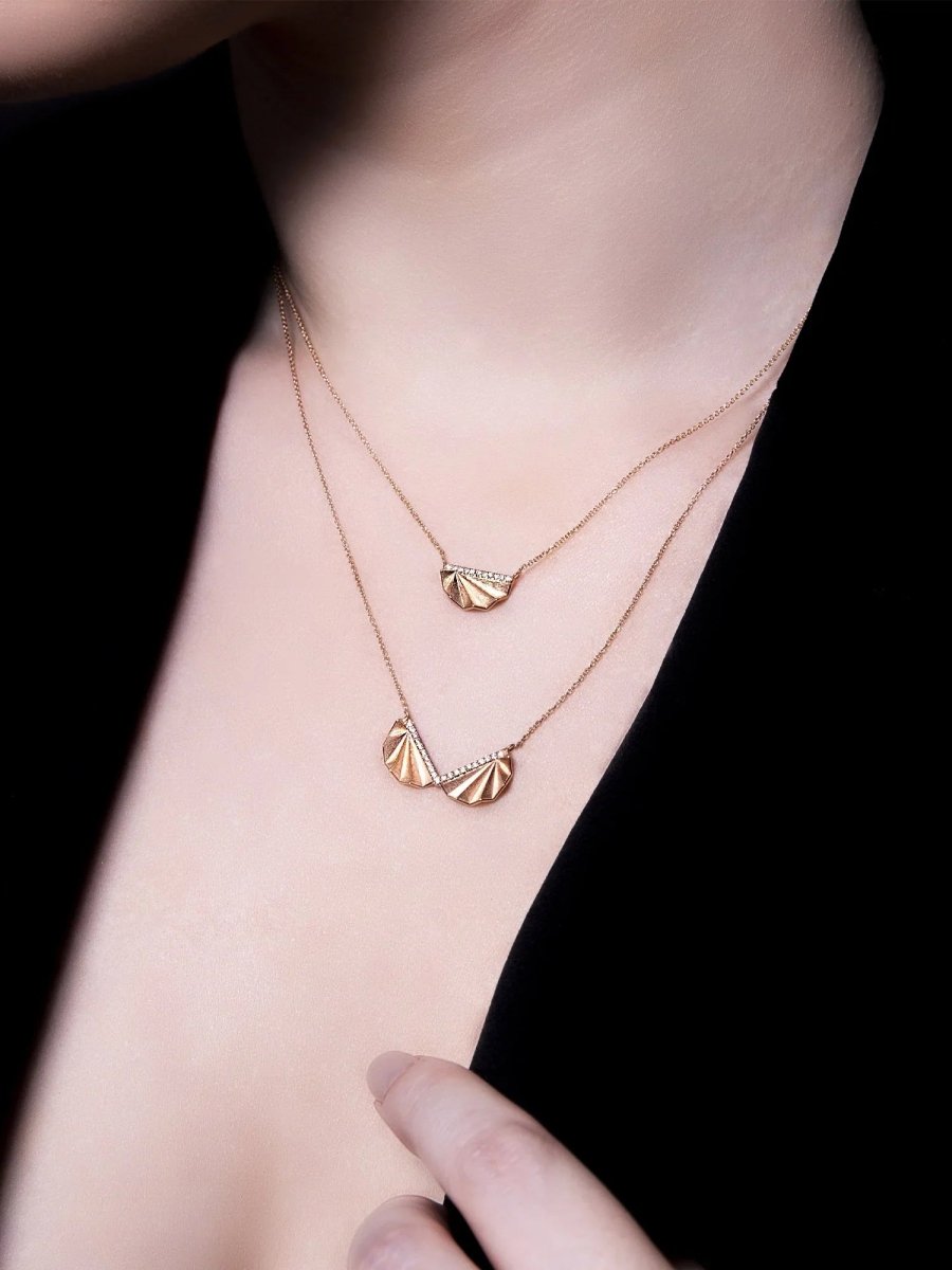 Fold Necklace