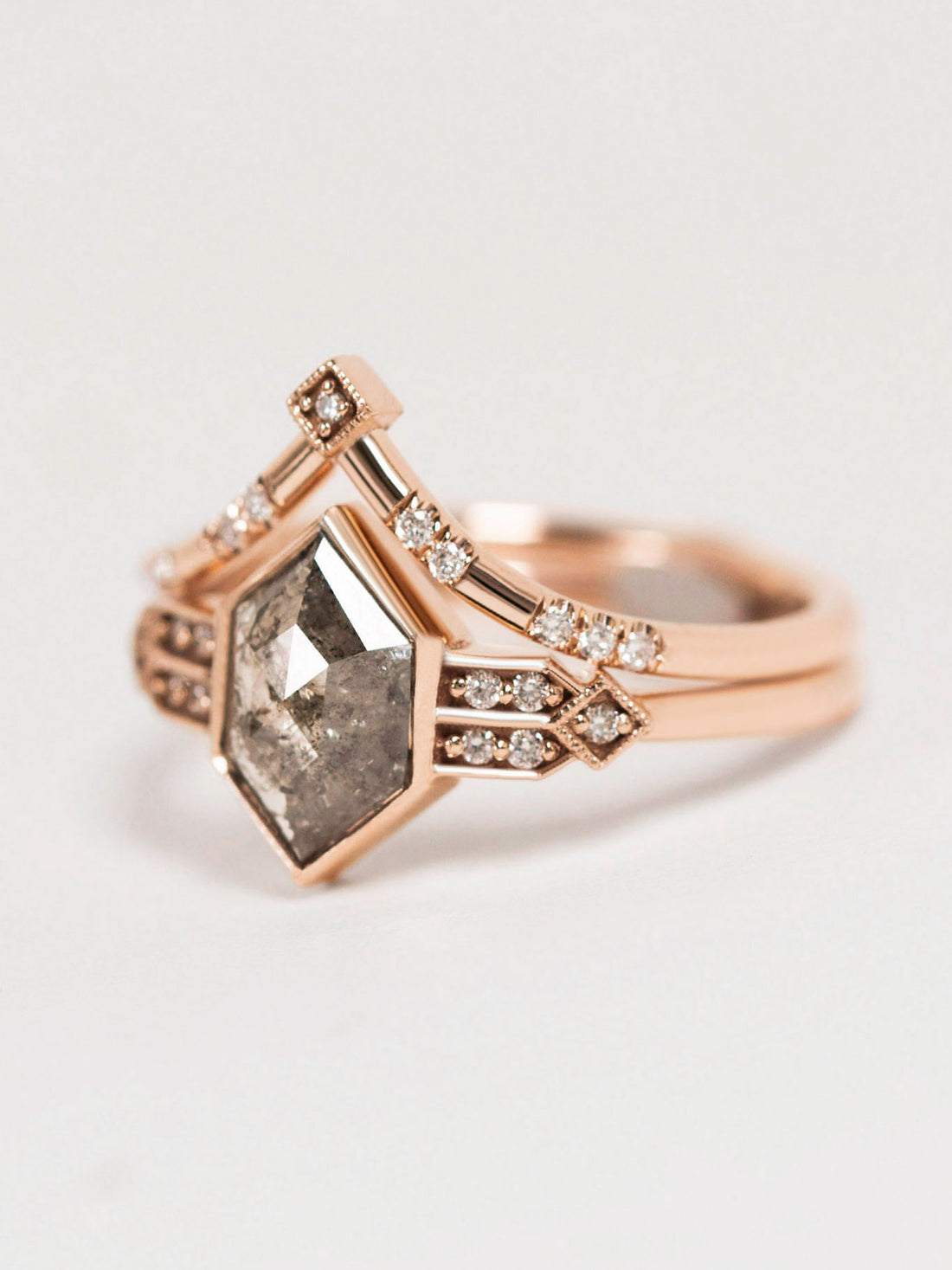    hiddenspace-engagement-ring-quinn-salt-and-pepper-diamond-product-left-with-band
