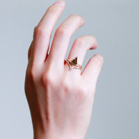 hiddenspace-engagement-rings-jadyn-sapphire-14k-hand-1