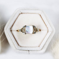 hiddenspace-engagement-rings-pearl-daisy-square-pearl-14k-concept_2