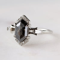 hiddenspace-engagement-rings-tara-salt-and-pepper-diamond-14k-left