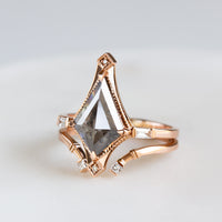hiddenspace-engagement-rings-tori-salt-and-pepper-diamond-14k-left-with-band