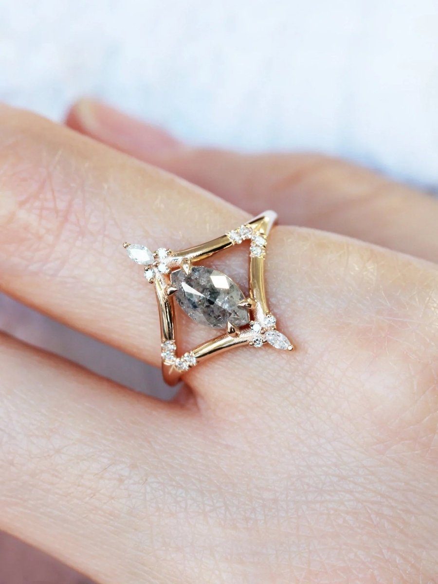 hiddenspace-engagement-rings-adah-salt-and-pepper-diamond-14k-hand