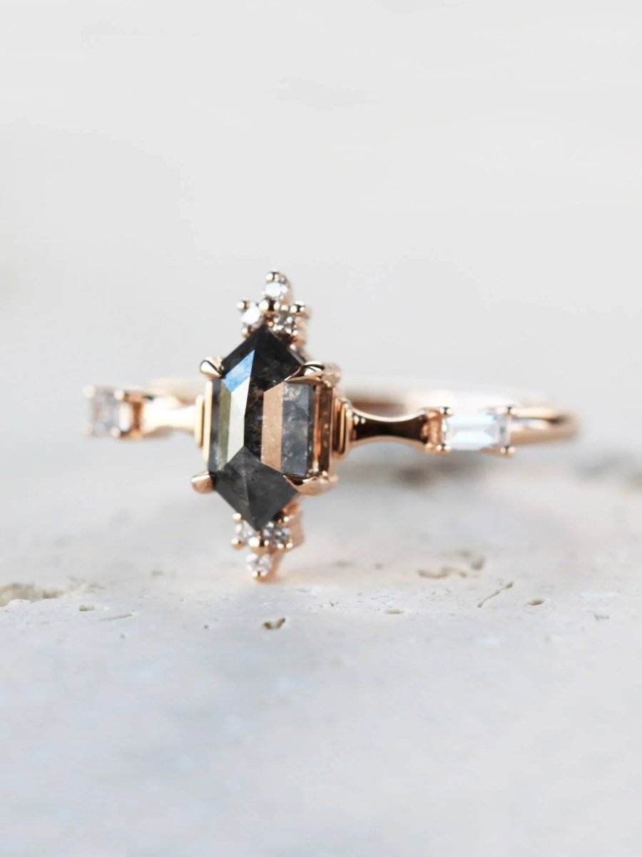 H/S Diamond Doric Column Ring