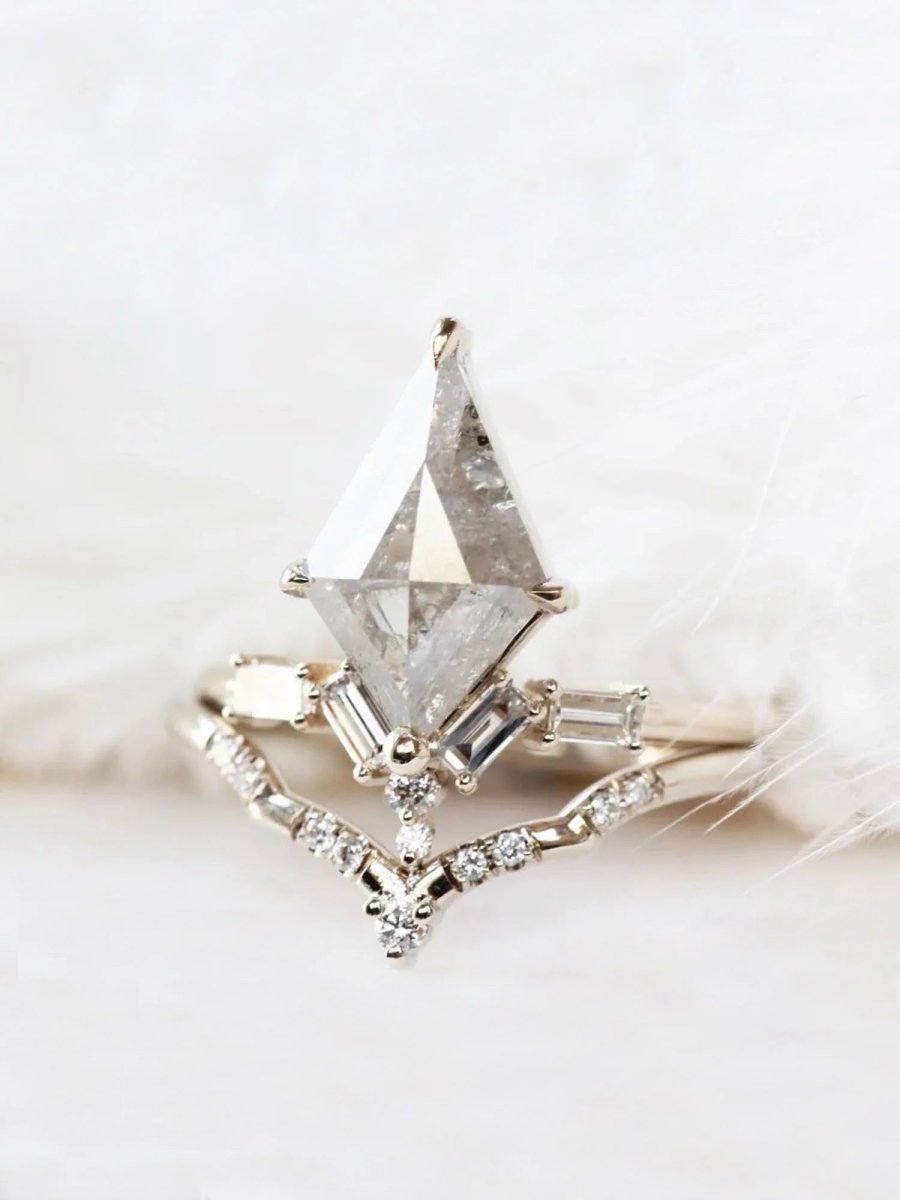 H/S Diamond Water Drop Ring