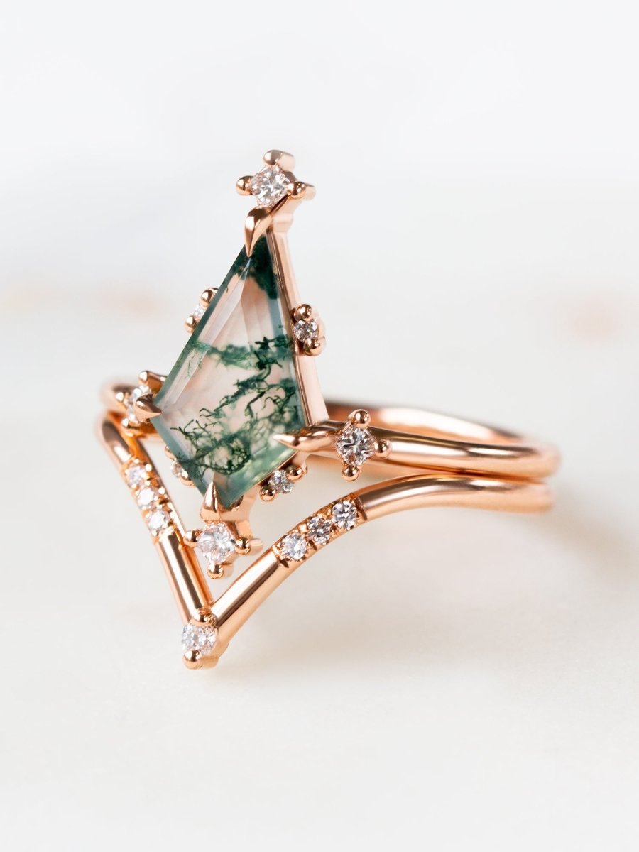 hiddenspace-engagement-ring-moss-agate-maeve-proposal-ring-unique-artdeco-designer-ring-finejewelry-8