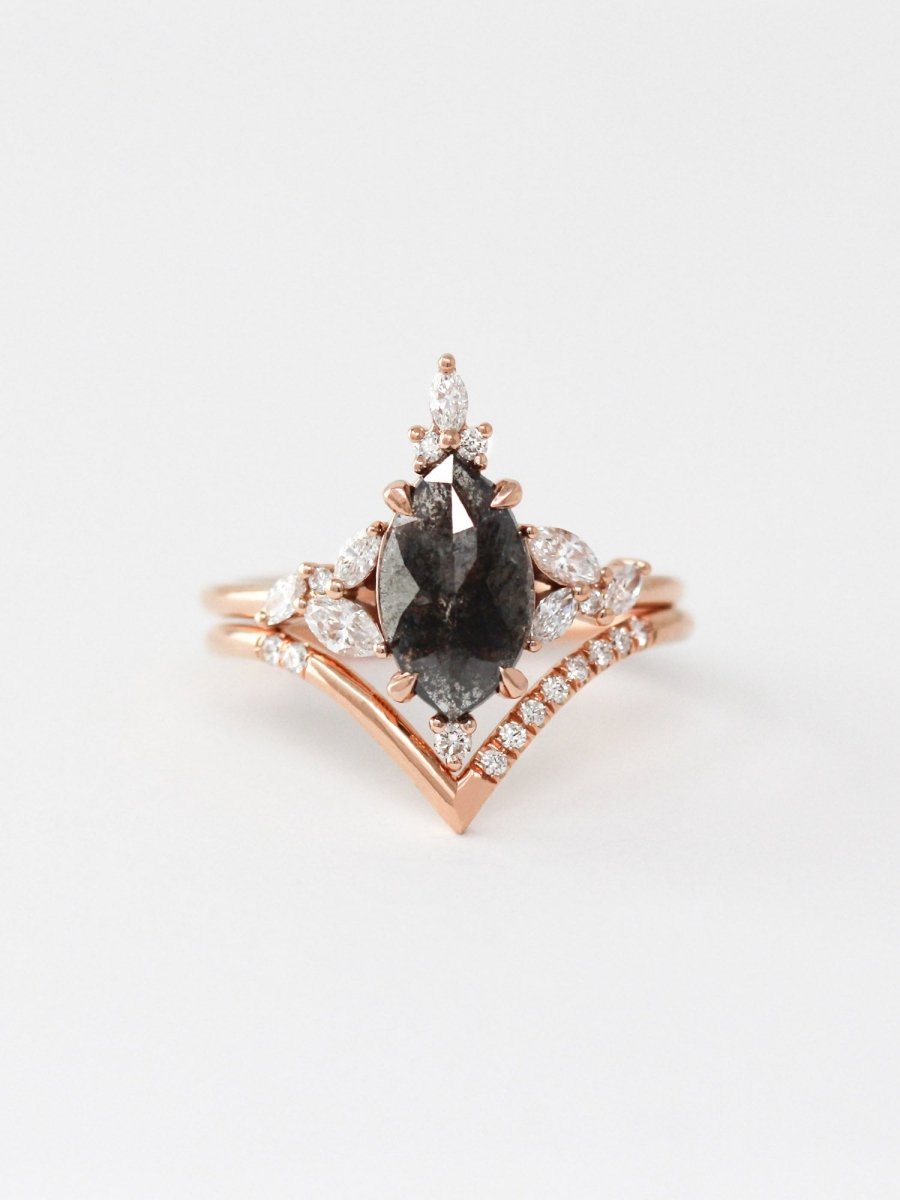 hiddenspace-engagement-ring-orabelle-salt-and-pepper-diamond-14k-product-front-with-band