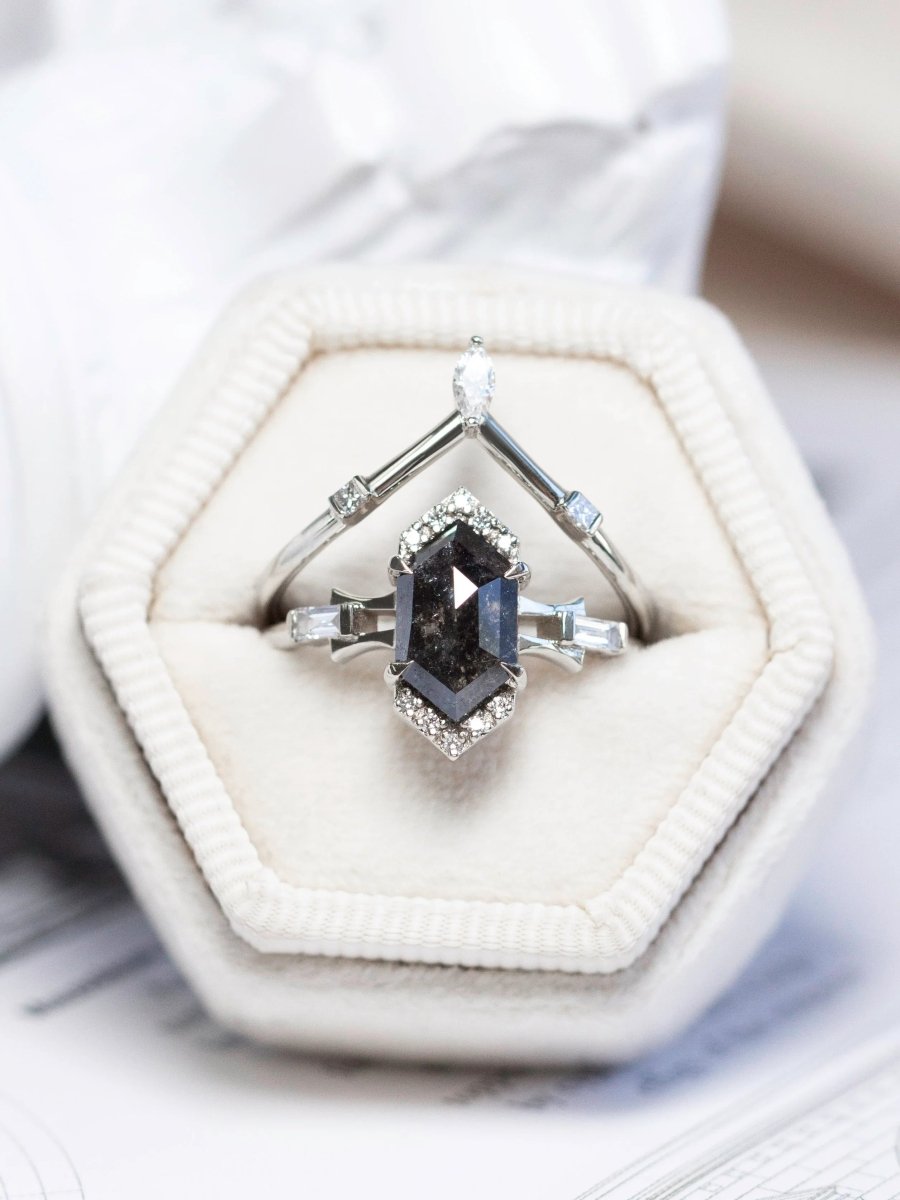 hiddenspace-salt-and-pepper-diamond-tara-ring-14k-white-gold-concept-2