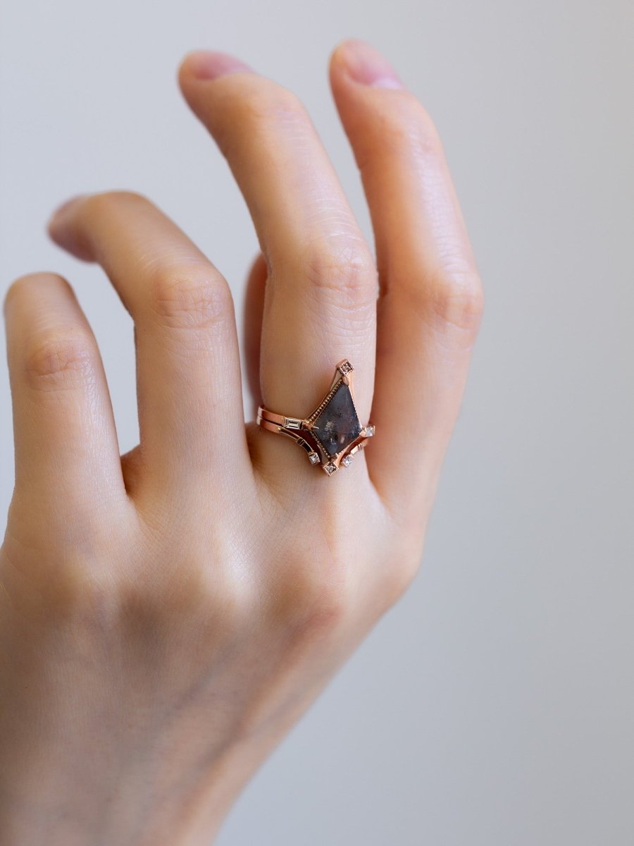 hiddenspace-engagement-rings-tori-salt-and-pepper-diamond-14k-hand_2