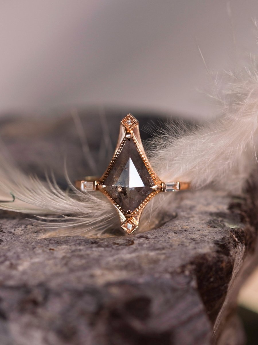 tori-ring-concept-saltandpepperdiamond-hiddenspace-4