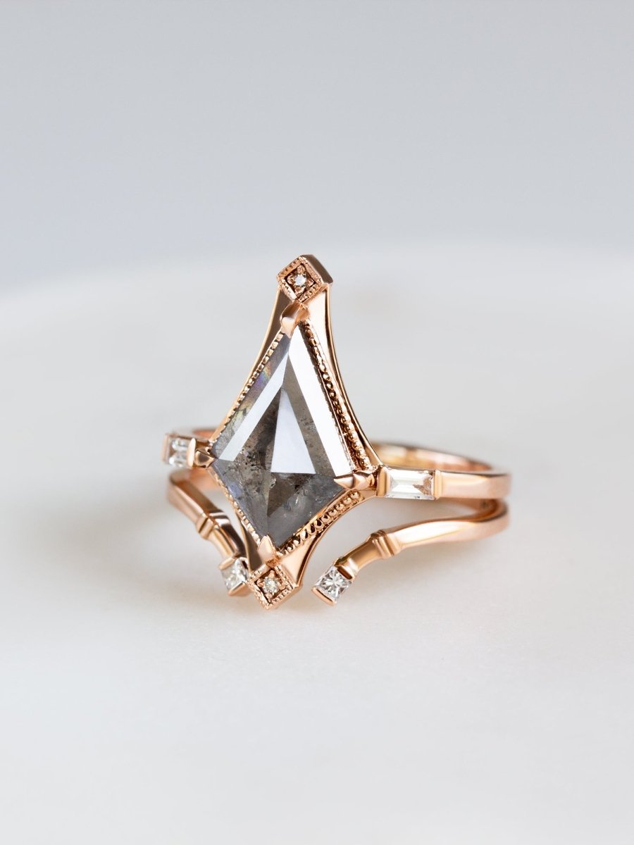 hiddenspace-engagement-rings-tori-salt-and-pepper-diamond-14k-left-with-band