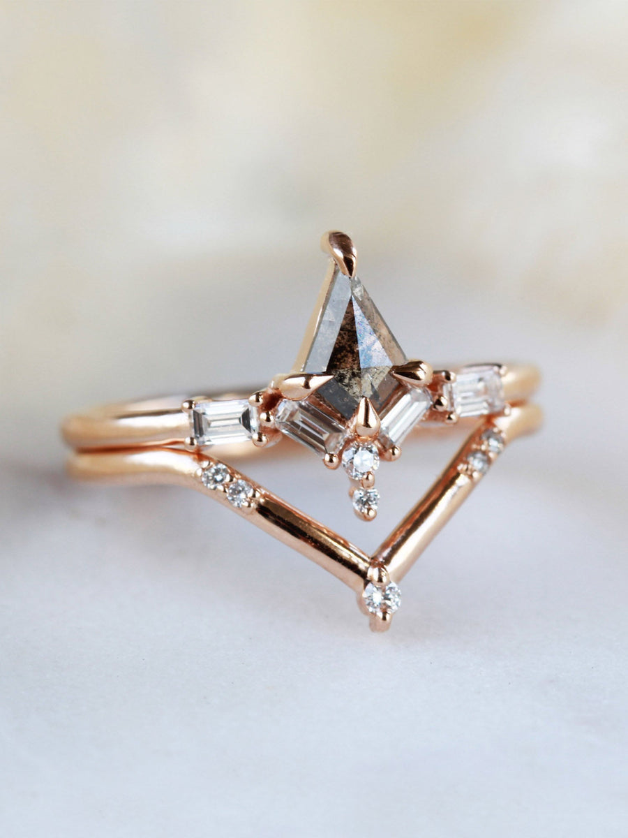 Kite salt and pepper diamond engagement ring in 14k rose gold with baguette and round diamonds inspired by the art deco style and minimalism.